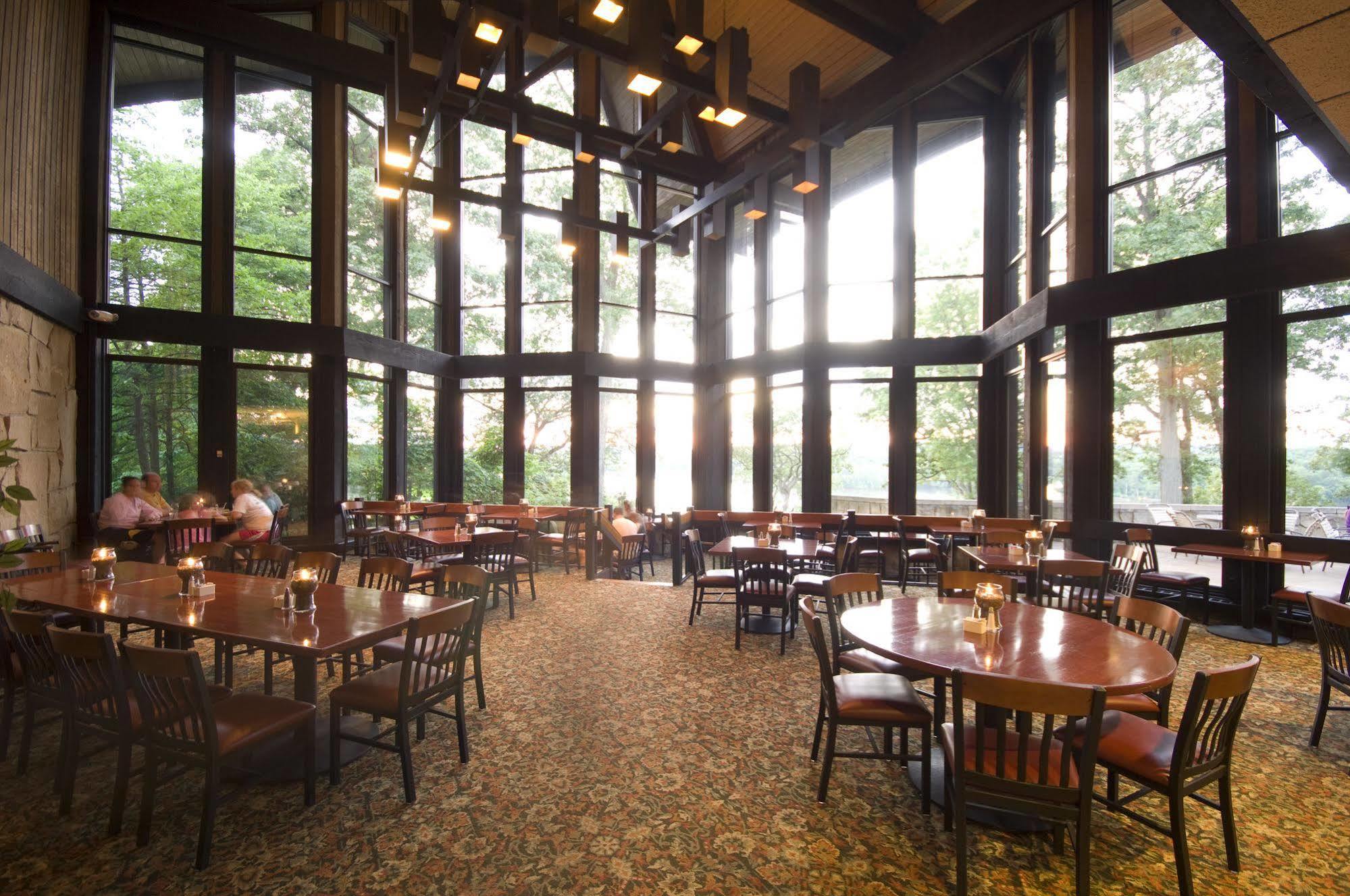 Mohican Lodge And Conference Center Perrysville ภายนอก รูปภาพ