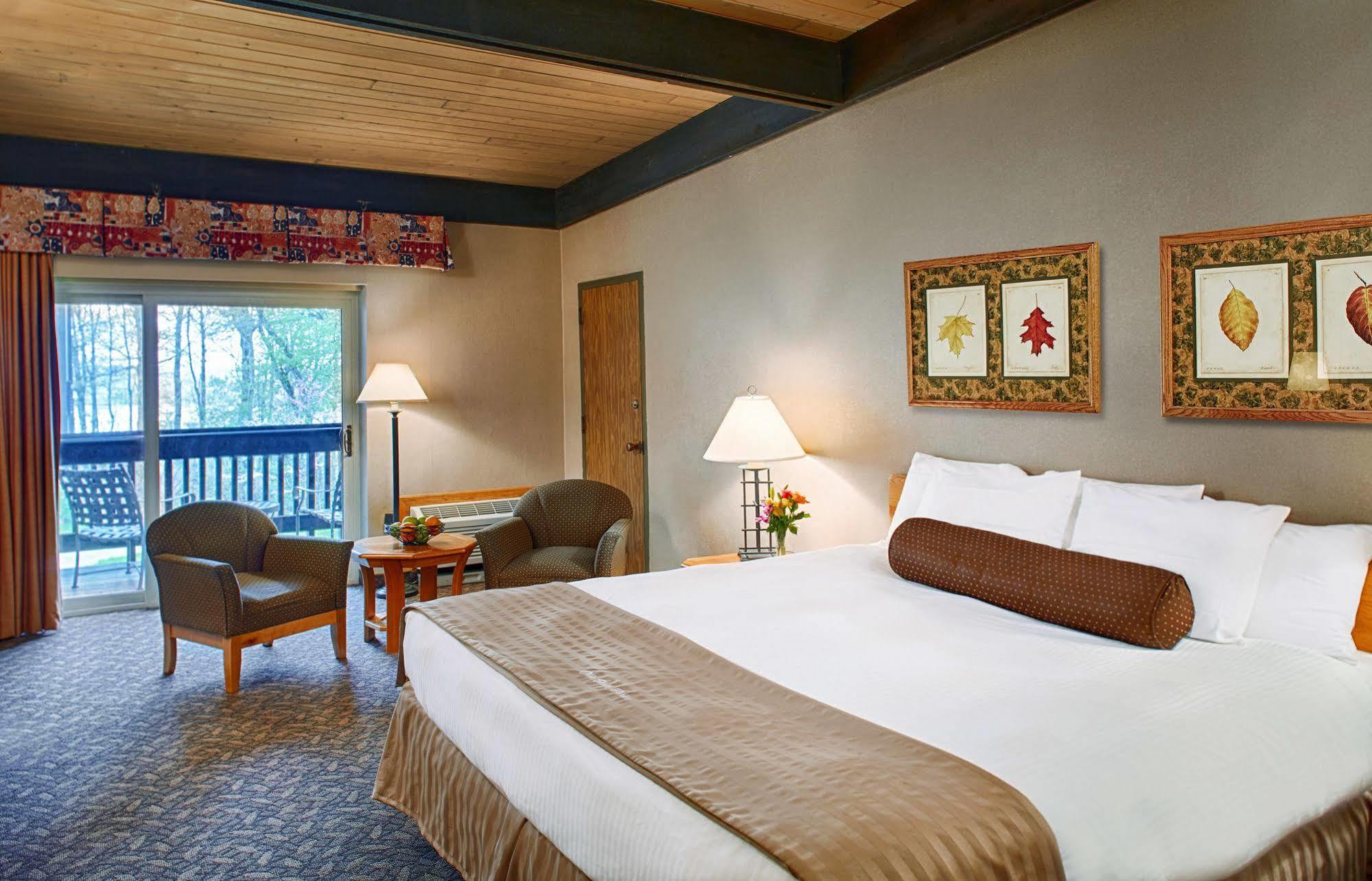 Mohican Lodge And Conference Center Perrysville ภายนอก รูปภาพ