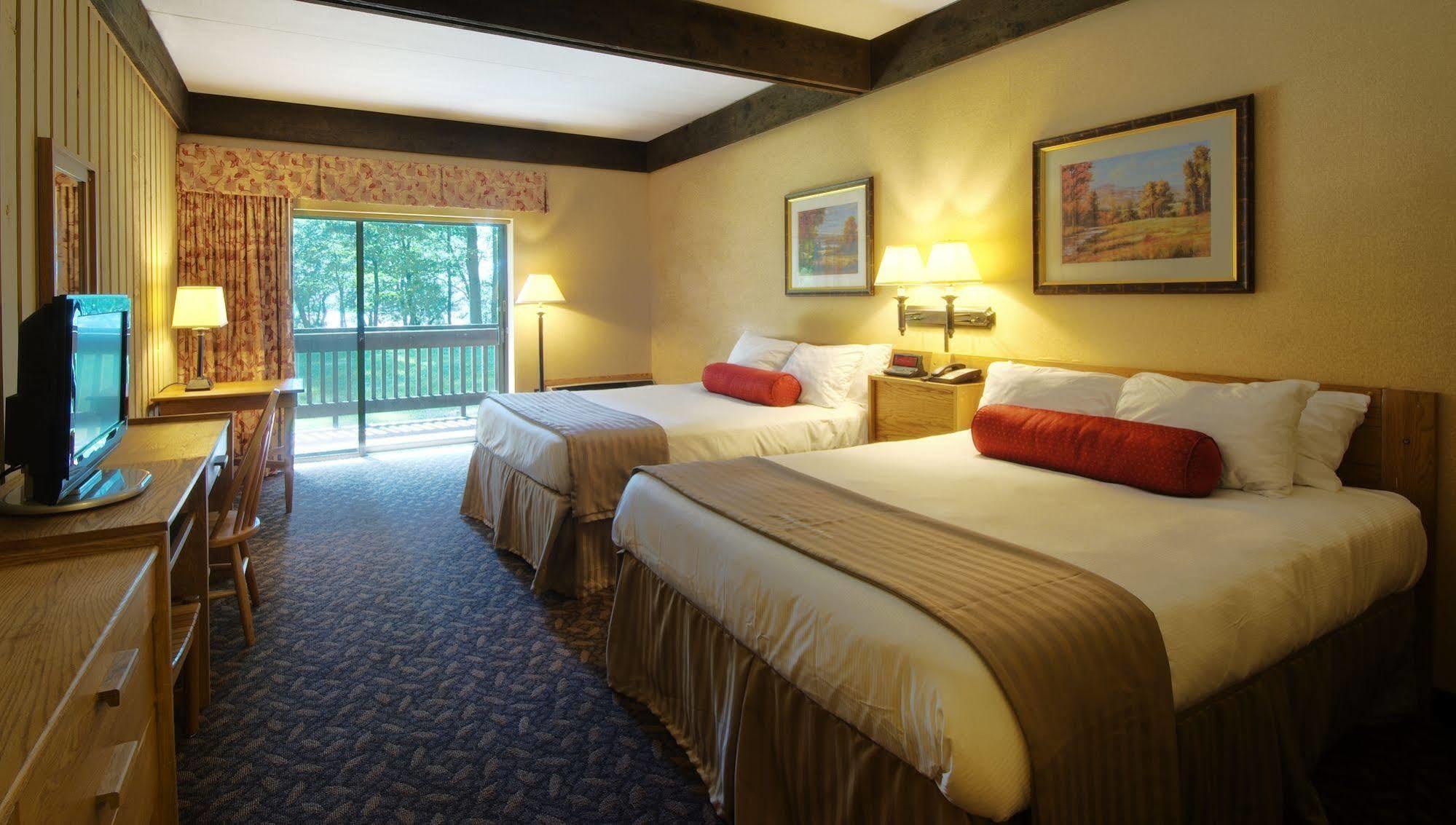 Mohican Lodge And Conference Center Perrysville ภายนอก รูปภาพ