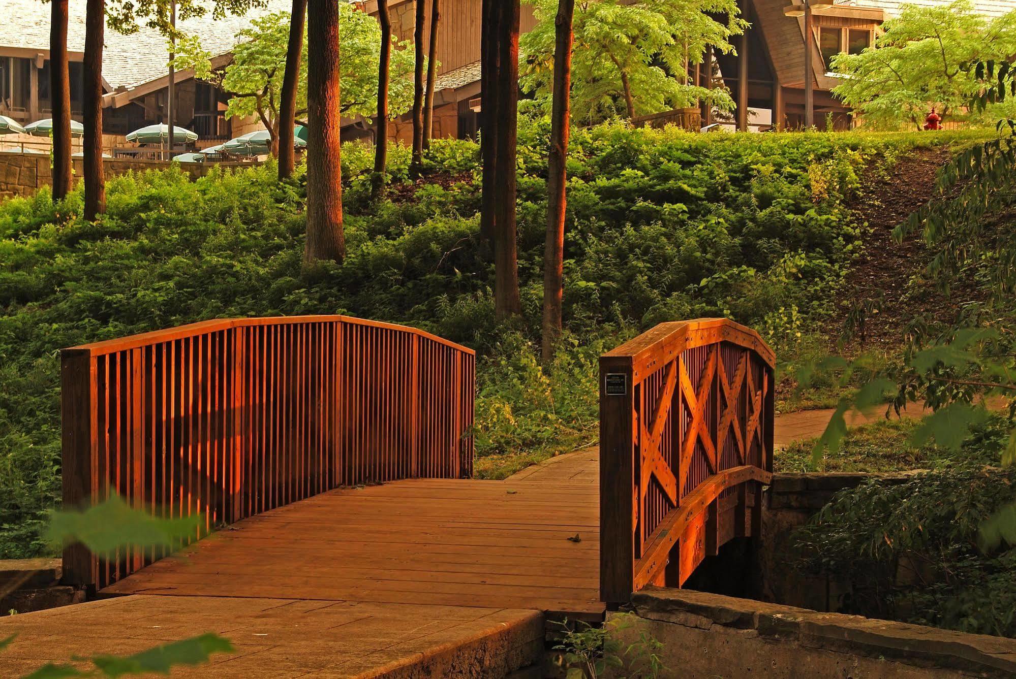 Mohican Lodge And Conference Center Perrysville ภายนอก รูปภาพ